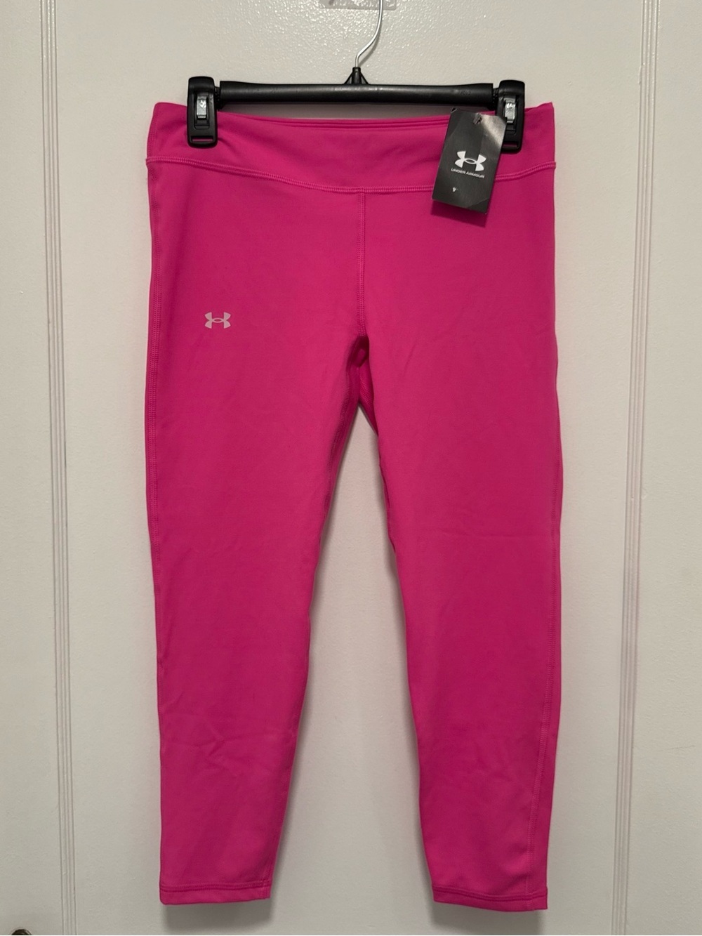 NWT Under Armour Girls Motion Crop Leggings Pink YL